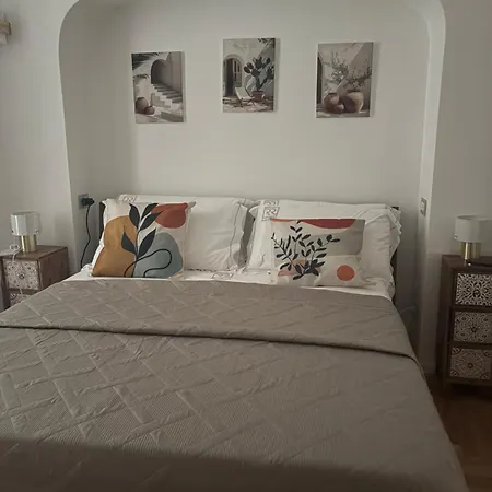 Romirooms בית הארחה בארי