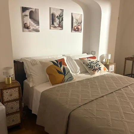 בית הארחה Romirooms בארי