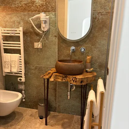 בית הארחה Romirooms