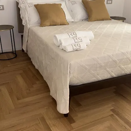 Romirooms Πανσιόν 3*