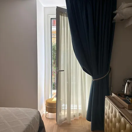 Romirooms בית הארחה 4*